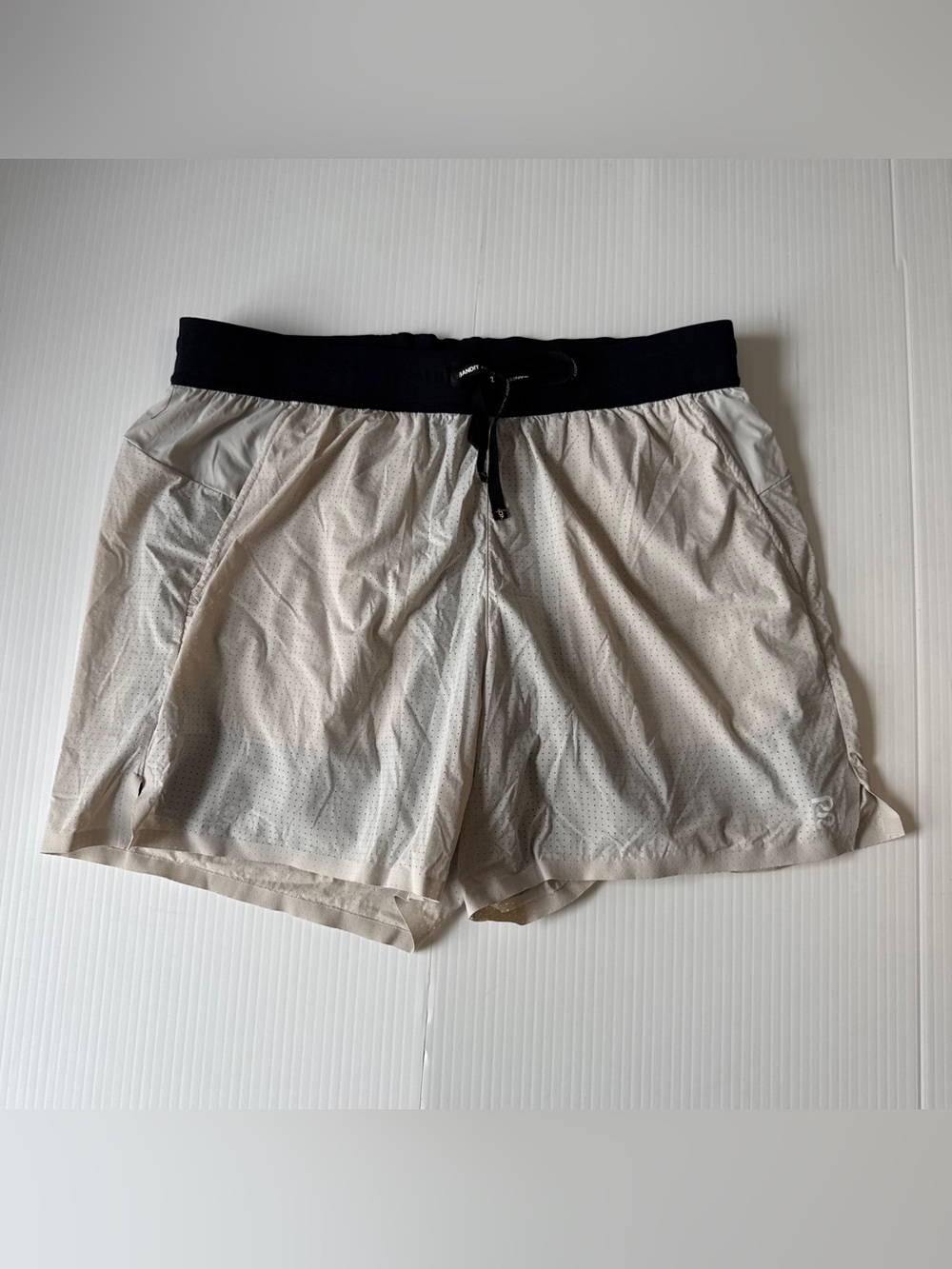 Bandit Running 5” Training Shorts S Cream Black Performance Run Club Gorpcore